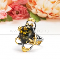 Кольцо "Ажур" из серебра 925 пробы с зеленым балтийским янтарем 