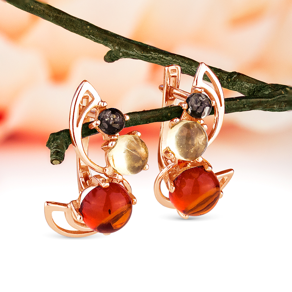 Серьги из серебра 925 пробы, украшенные природным янтарем "микс", артикул 10848