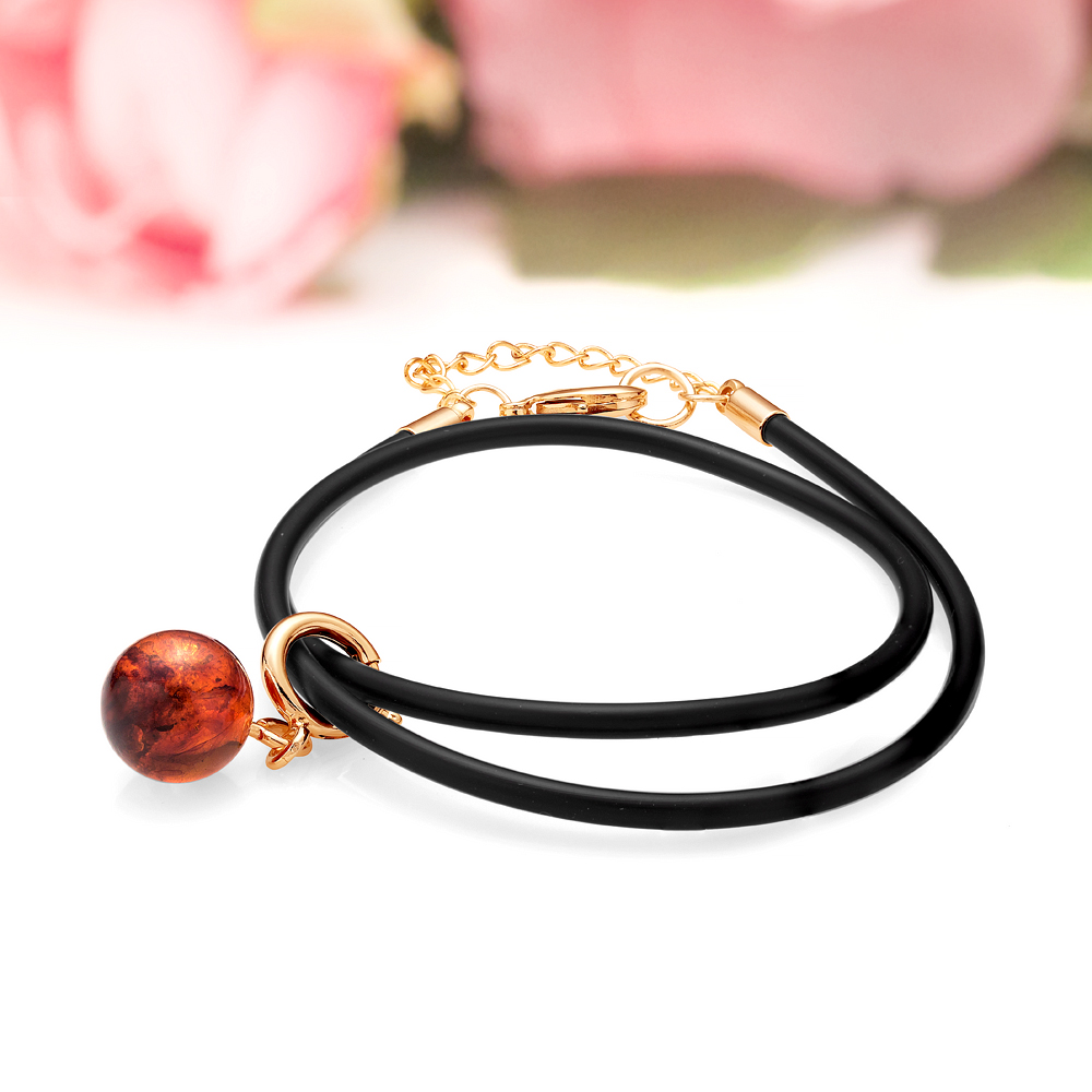 Браслет силиконовый, украшенный коньячным балтийским янтарем, артикул 2092