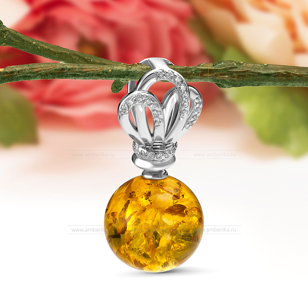 Кулон "Корона" из серебра с золотистым балтийским янтарем, артикул 11648