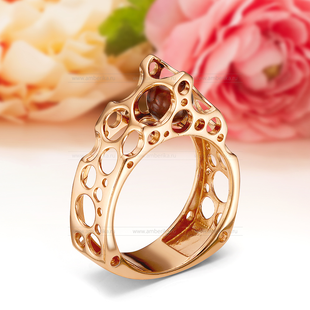 Кольцо "Эдам" из серебра 925 пробы с коньячным балтийским янтарем, артикул 12263