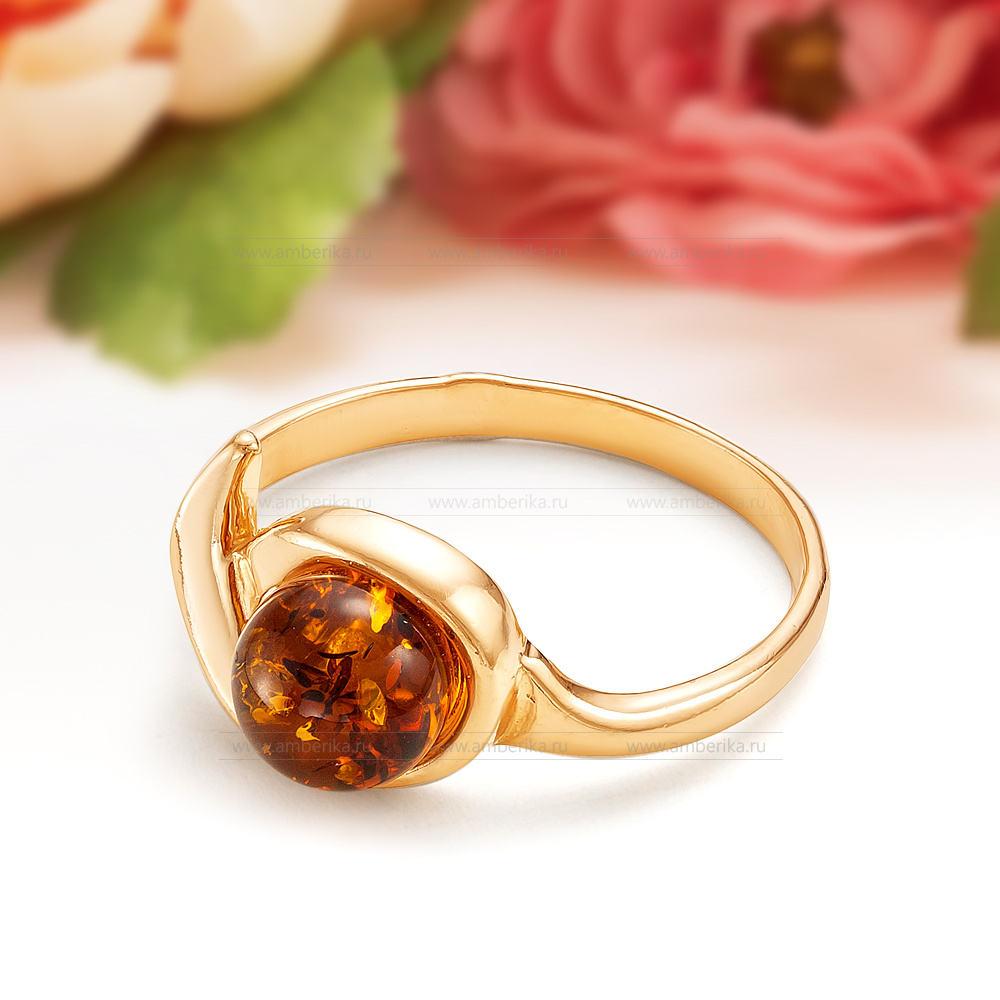 Кольцо из серебра 925 пробы с коньячным балтийским янтарем, артикул 2229
