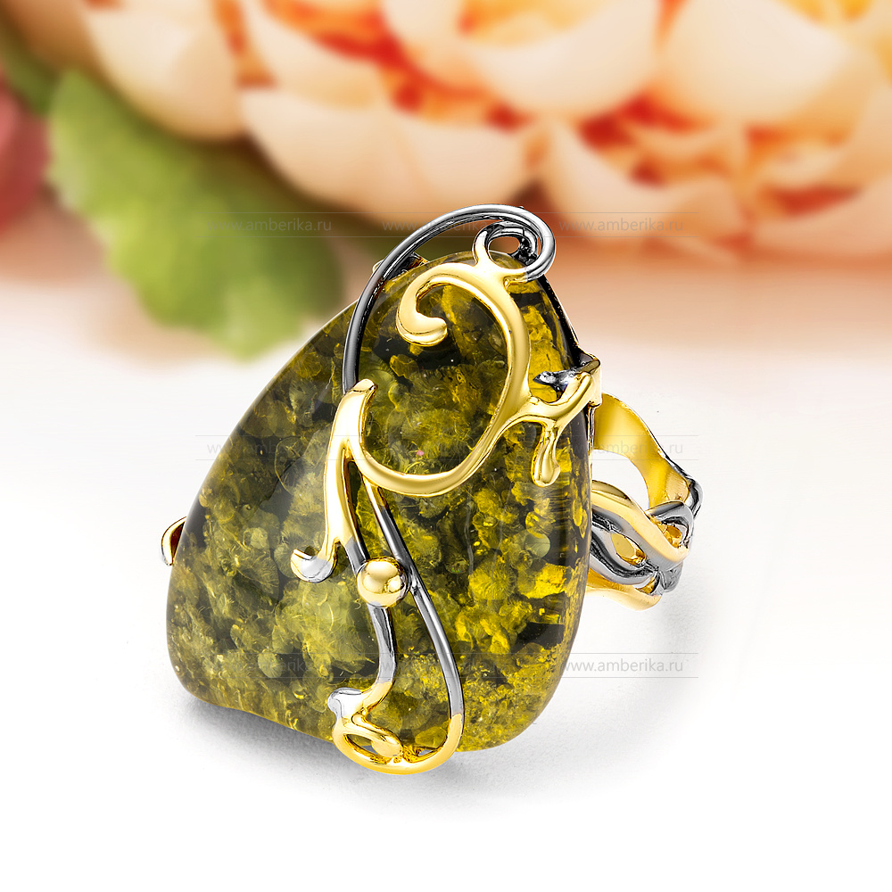 Кольцо "Полночь" из серебра 925 пробы с зеленым балтийским янтарем, артикул 12010