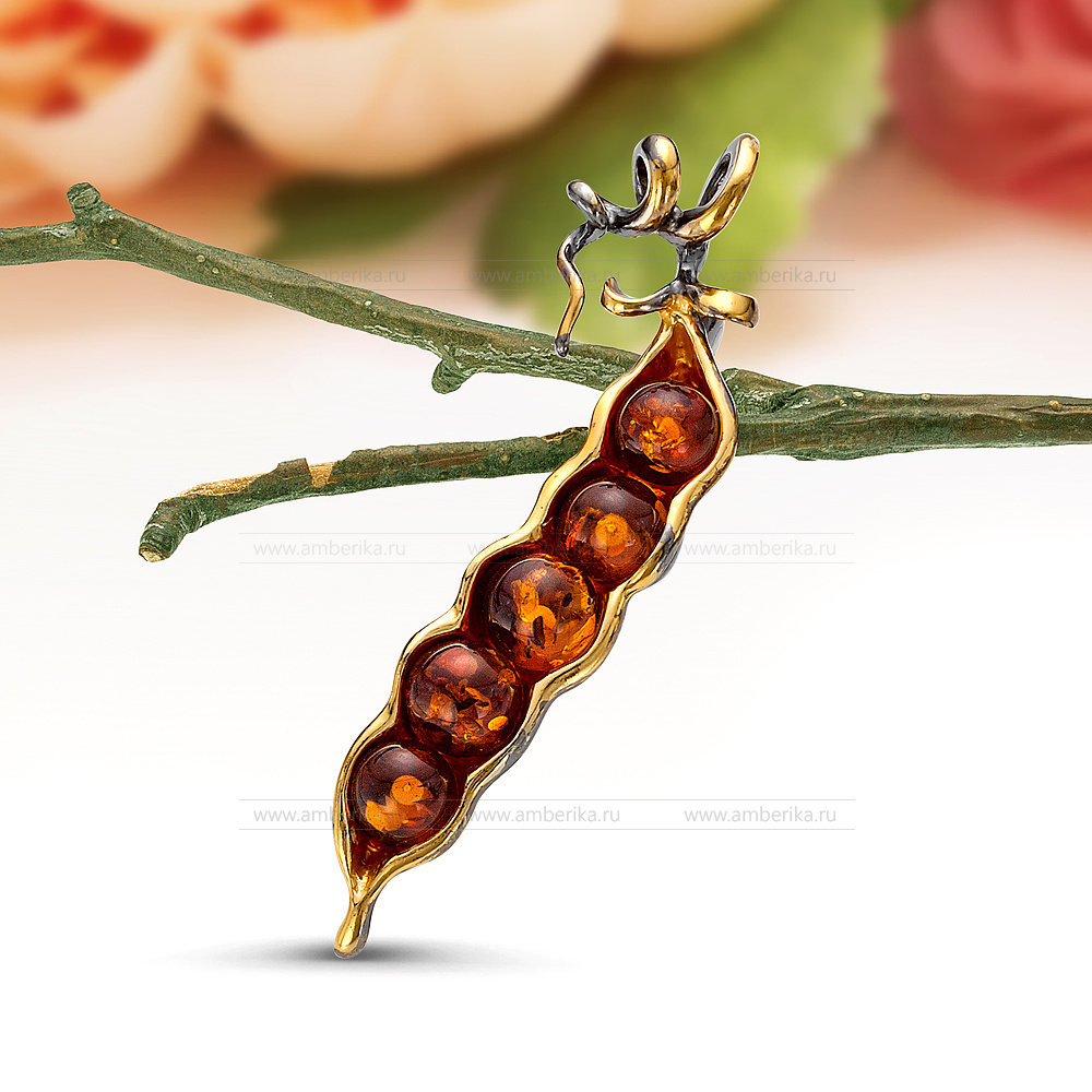 Брошь-кулон из серебра 925 пробы с коньячным балтийским янтарем, артикул 11962