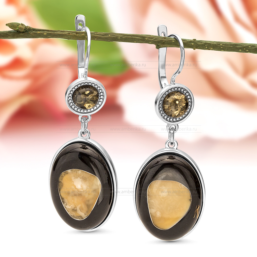Серьги из серебра 925 пробы, украшенные природным янтарем "микс", артикул 10866