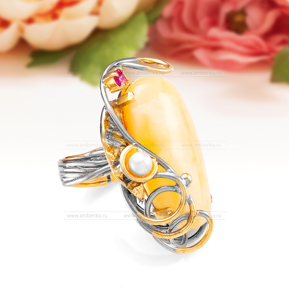 Кольцо из серебра 925 пробы с лимонным балтийским янтарем, артикул 11557