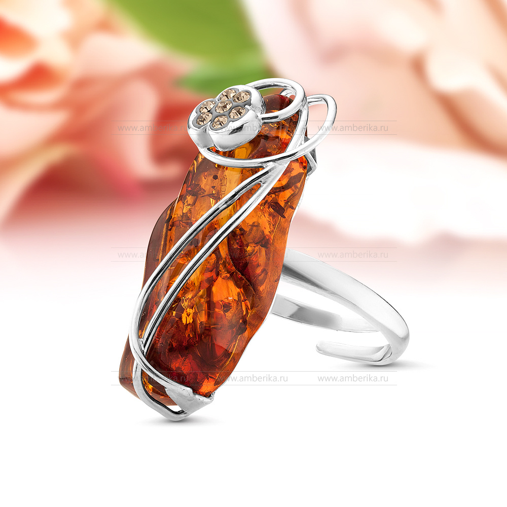 Кольцо из серебра 925 пробы с коньячным балтийским янтарем, артикул 11077