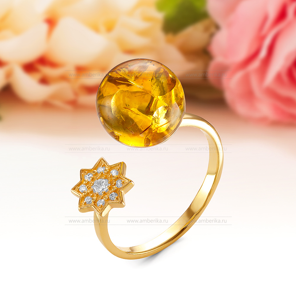 Кольцо "Диор" из серебра 925 пробы с золотистым балтийским янтарем, артикул 12454