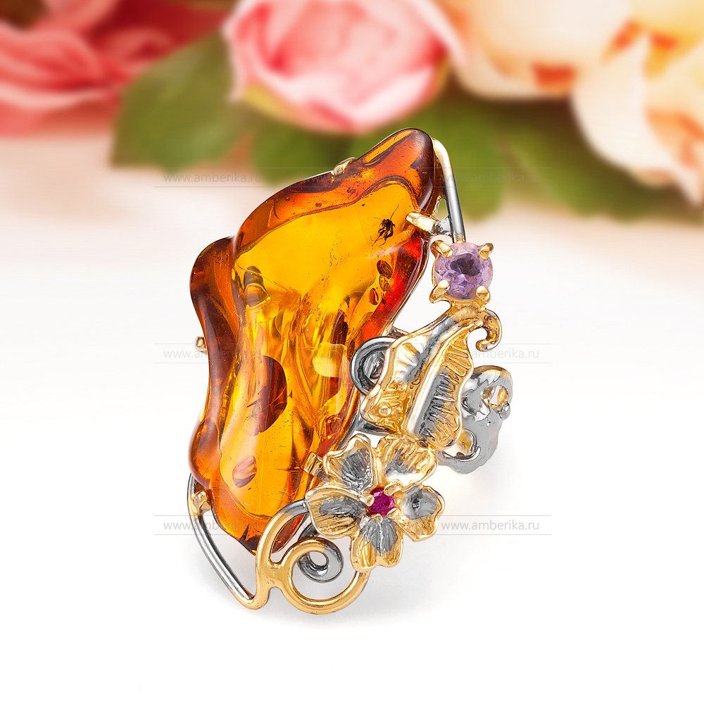 Кольцо "Весенняя сказка" из серебра 925 пробы с коньячным янтарем, артикул 11548