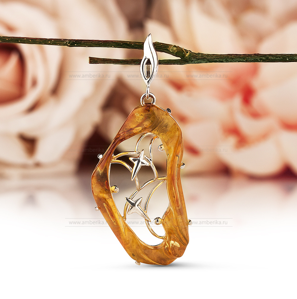 Кулон из серебра 925 пробы, украшенный природным янтарем., артикул 1991