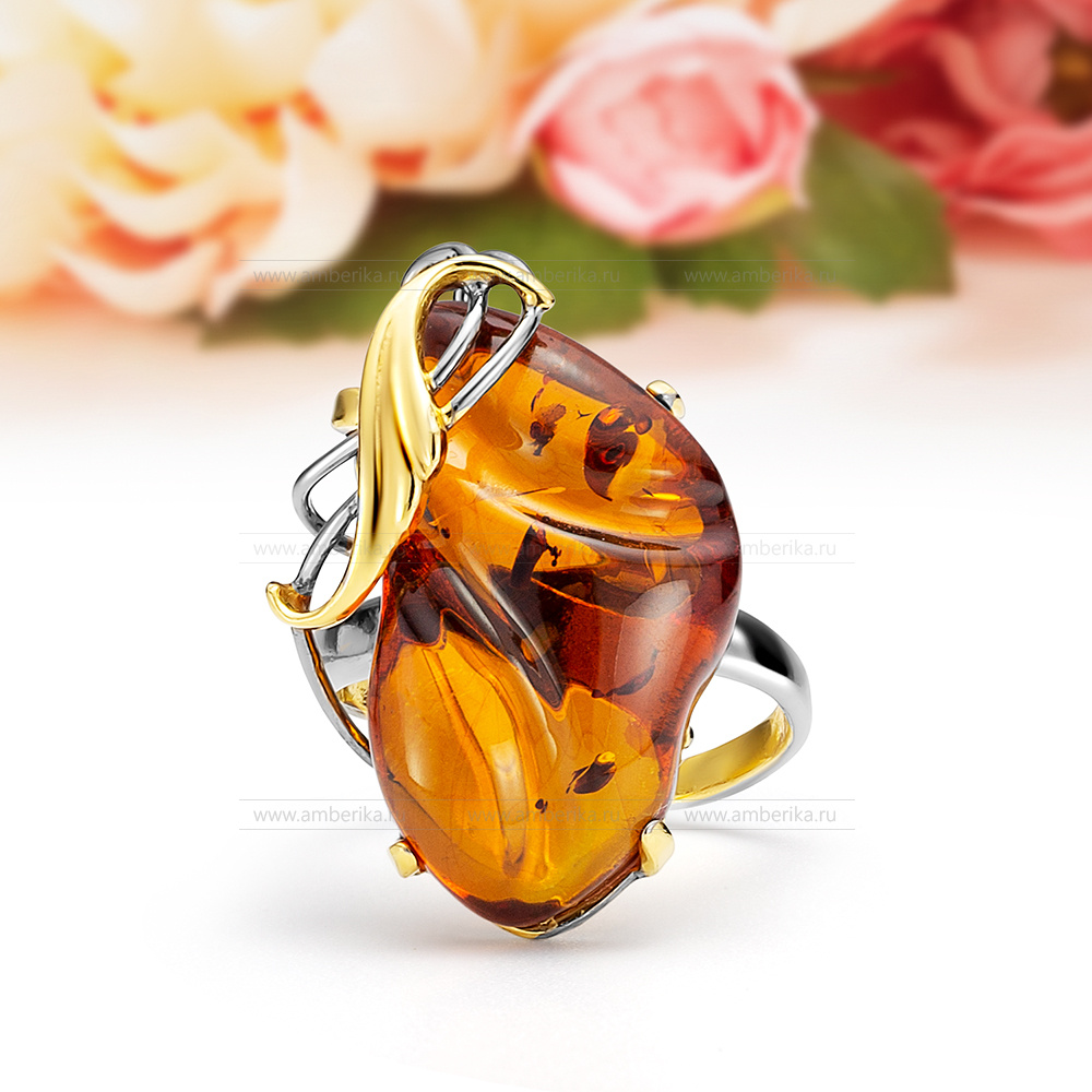 Кольцо из серебра 925 пробы с коньячным природным янтарем, артикул 11000