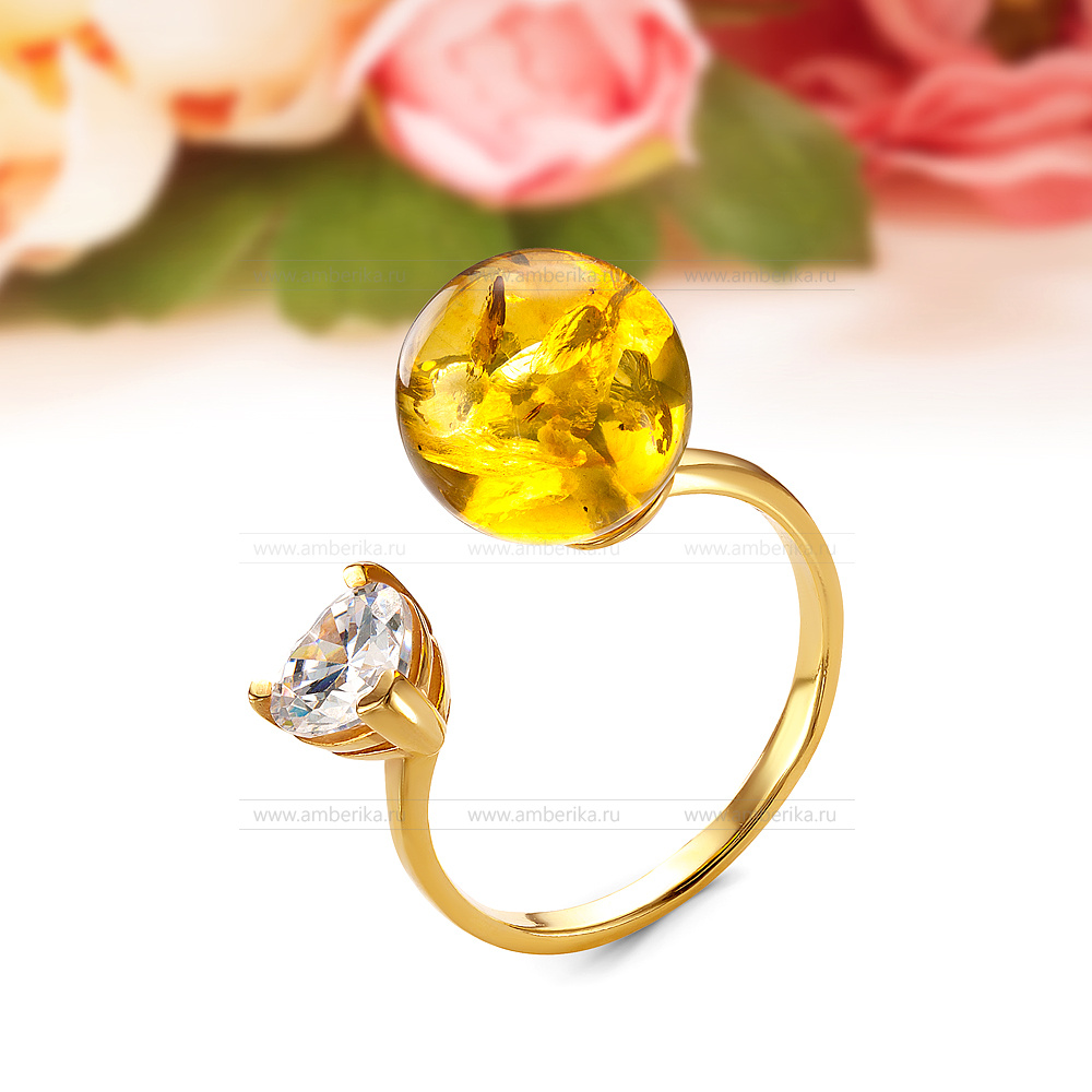 Кольцо "Диор" из серебра 925 пробы с золотистым балтийским янтарем, артикул 12458