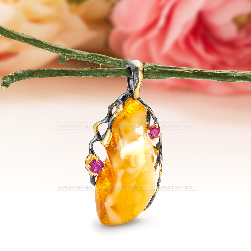 Кулон "Нимфа" из серебра с балтийским янтарем. Артикул 11643, артикул 11643