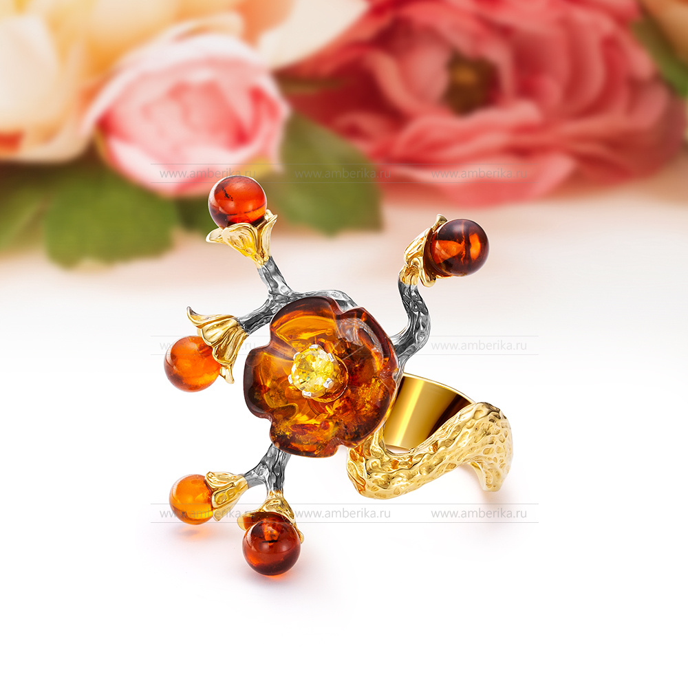 Кольцо из серебра 925 пробы с коньячным природным балтийским янтарем, артикул 12642