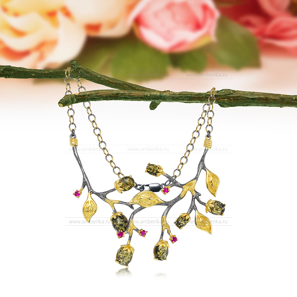 Колье "Тюльпаны" из серебра 925 пробы с зеленым янтарем, артикул 11887