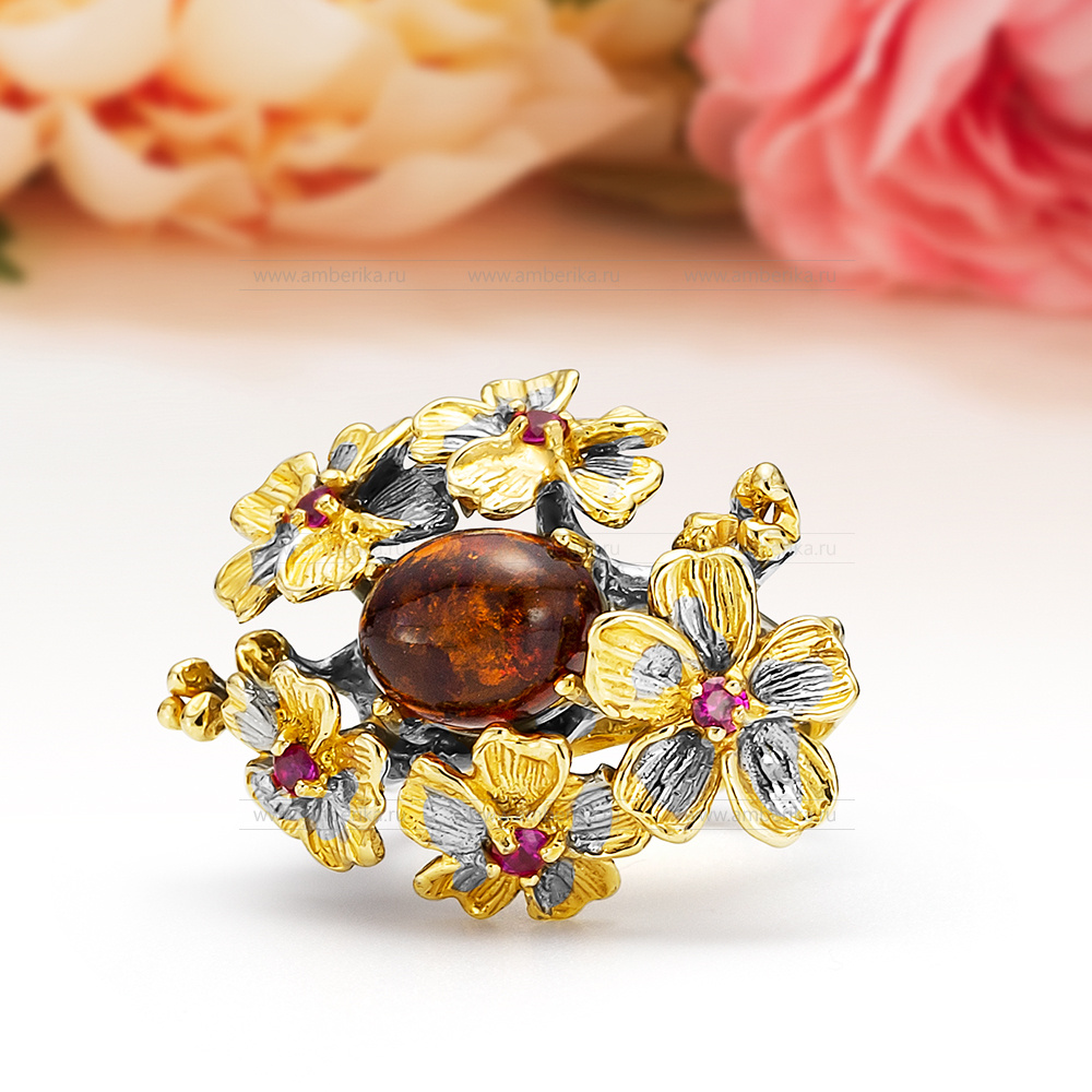 Кольцо "Весенняя сказка" из серебра 925 пробы с коньячным янтарем, артикул 11854