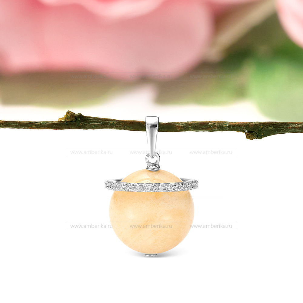 Кулон из серебра 925 пробы, украшенный природным янтарем, артикул 11407