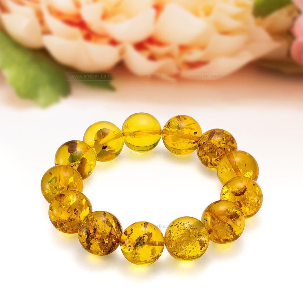 Браслет классический из золотистого природного Балтийского янтаря, артикул 12648
