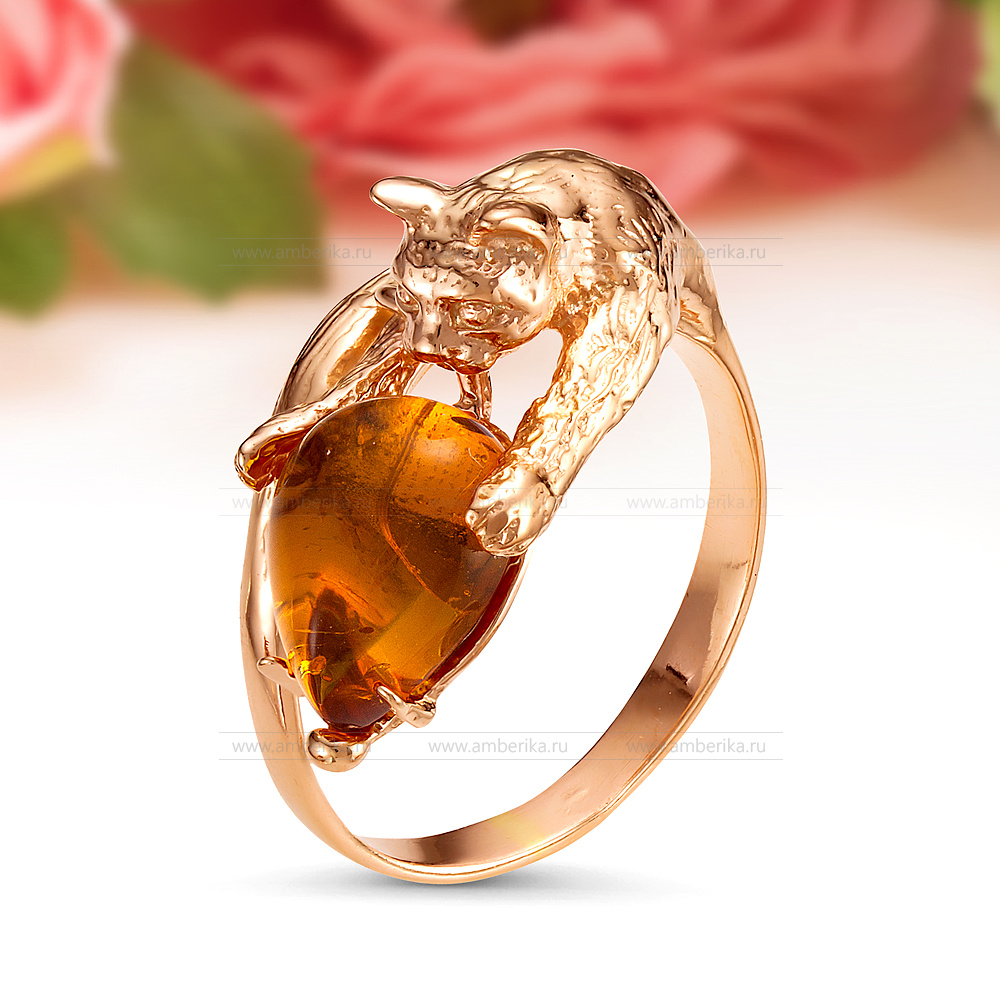 Кольцо "Снежный Барс" из серебра 925 пробы с коньячным янтарем, артикул 12075