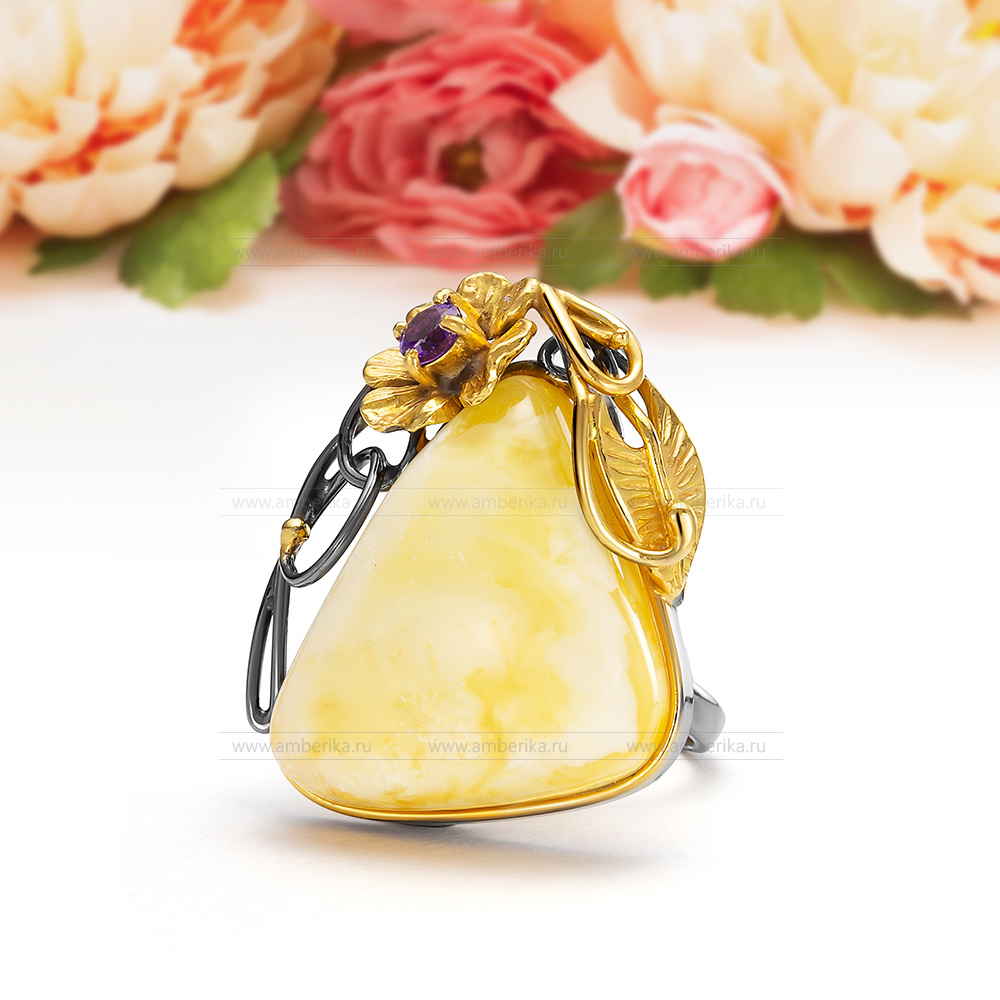 Кольцо из серебра 925 пробы с лимонным балтийским янтарем, артикул 12005