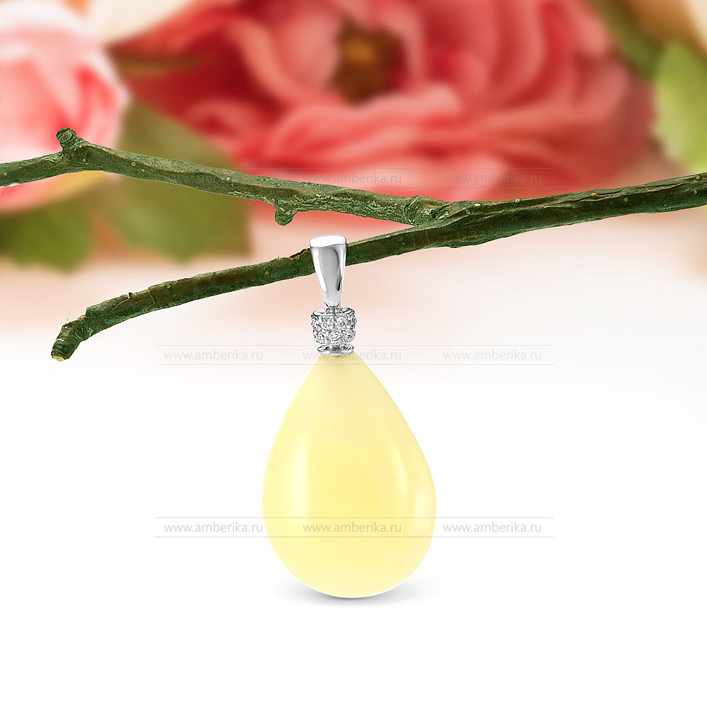 Кулон из серебра с балтийским янтарем, артикул 11879