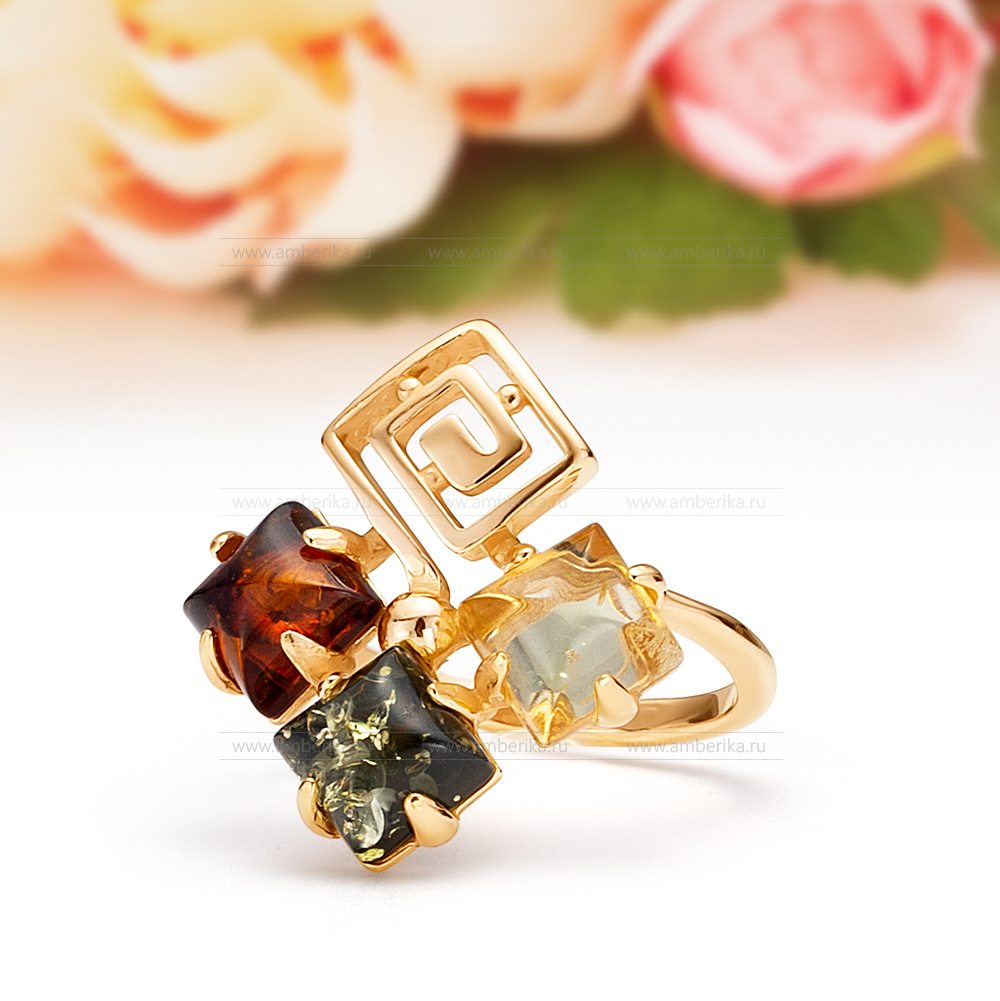 Кольцо из серебра 925 пробы с природным балтийским янтарем "микс", артикул 10912