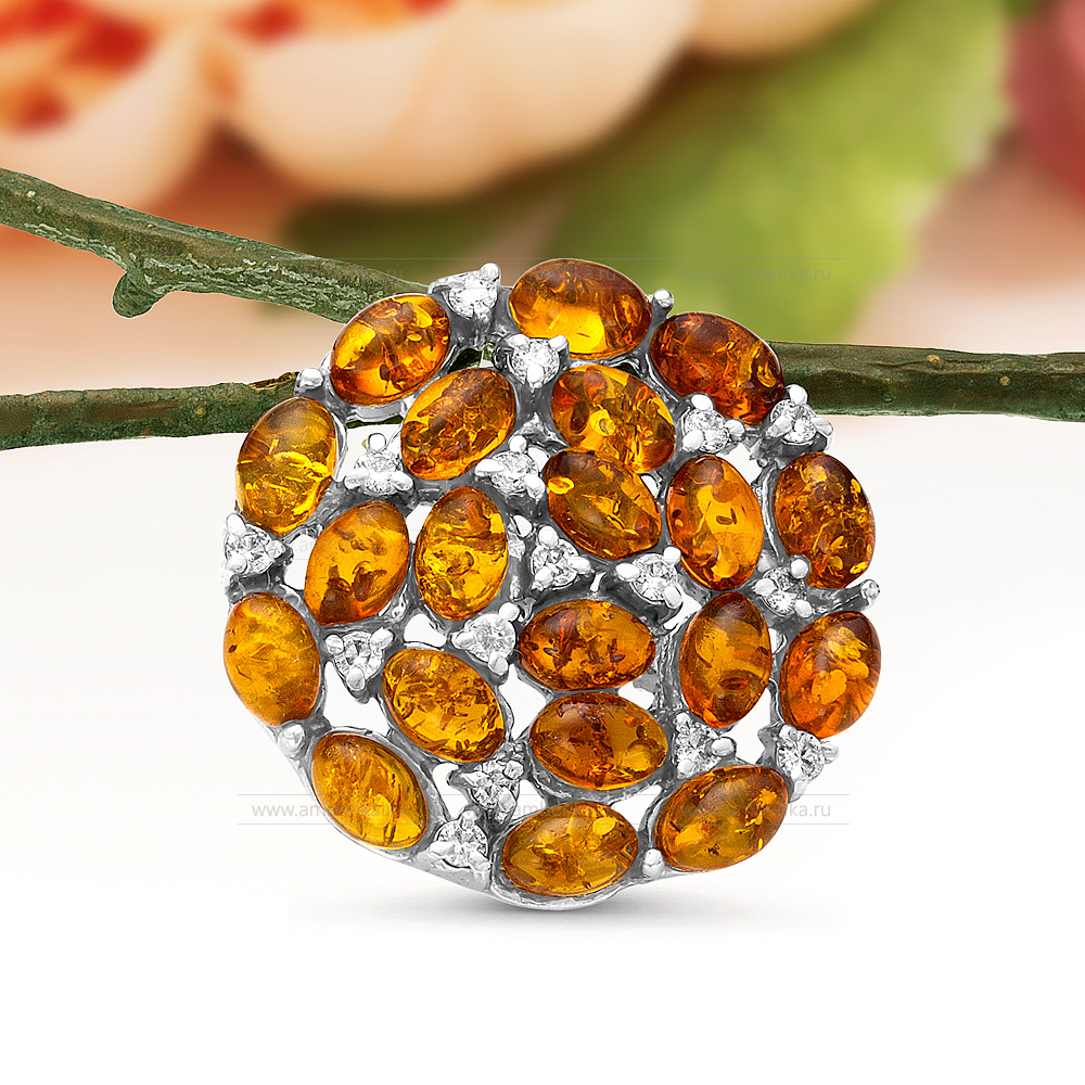 Кулон из серебра с балтийским янтарем, артикул 11984