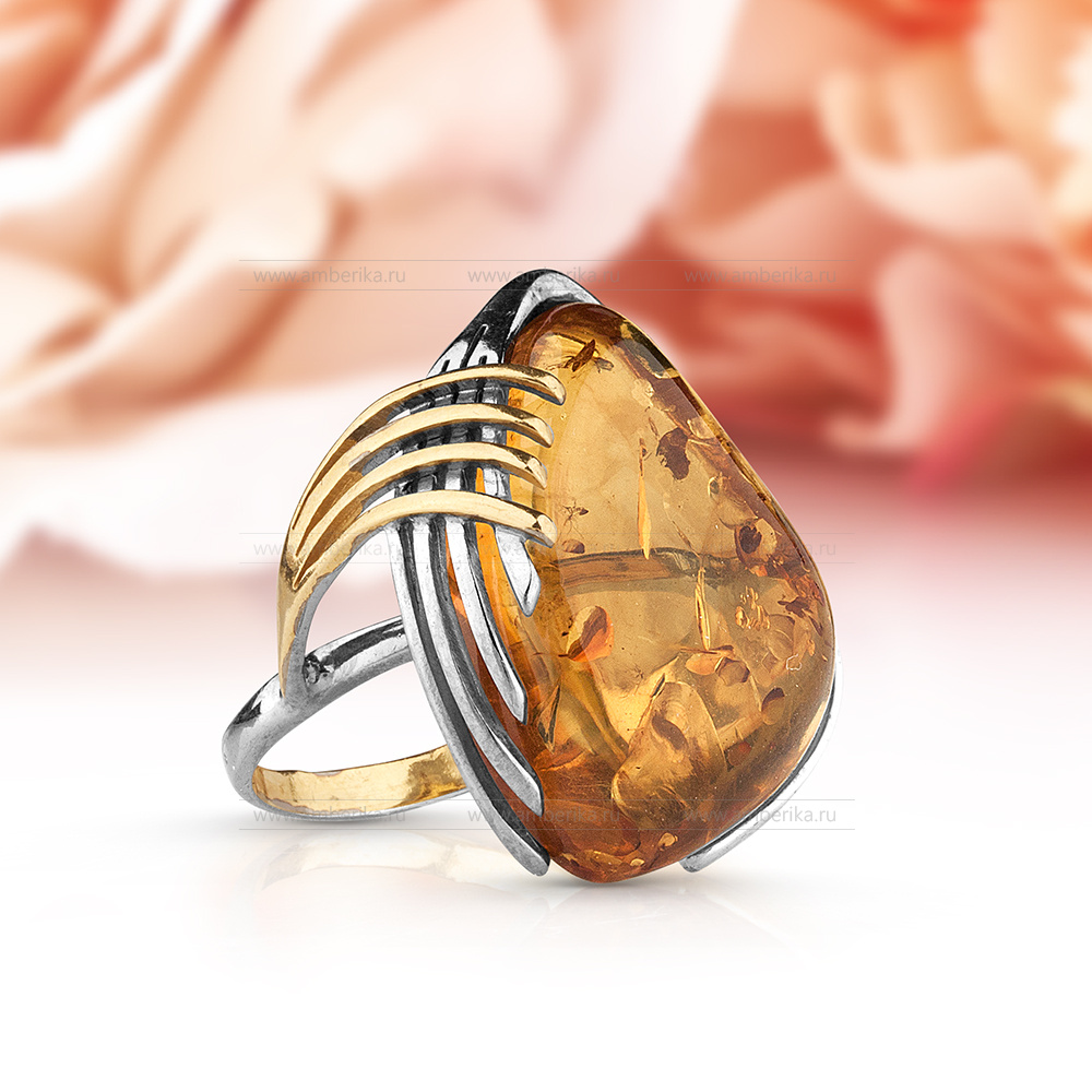 Кольцо из серебра 925 пробы с коньячным балтийским янтарем, артикул 11049