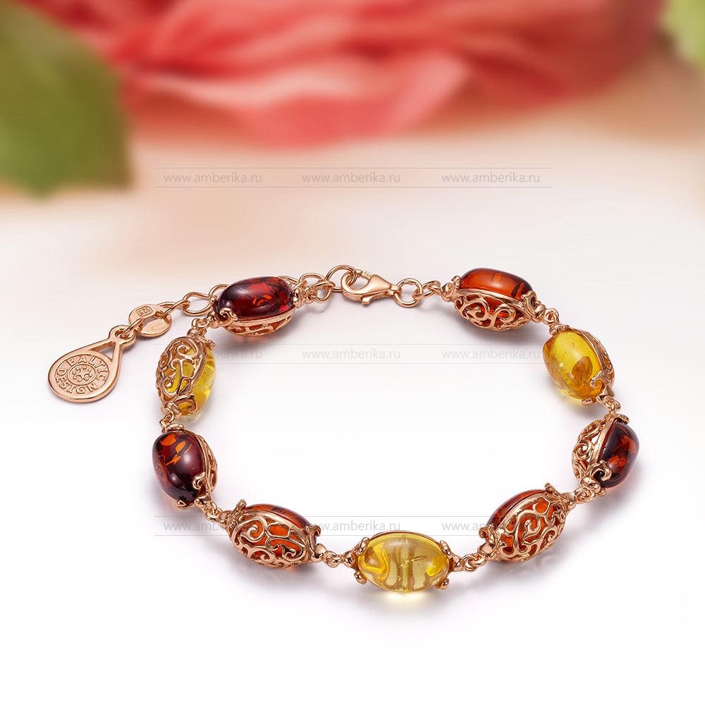 Браслет "Фаберже" в серебре с позолотой из балтийского янтаря "микс", артикул 11274