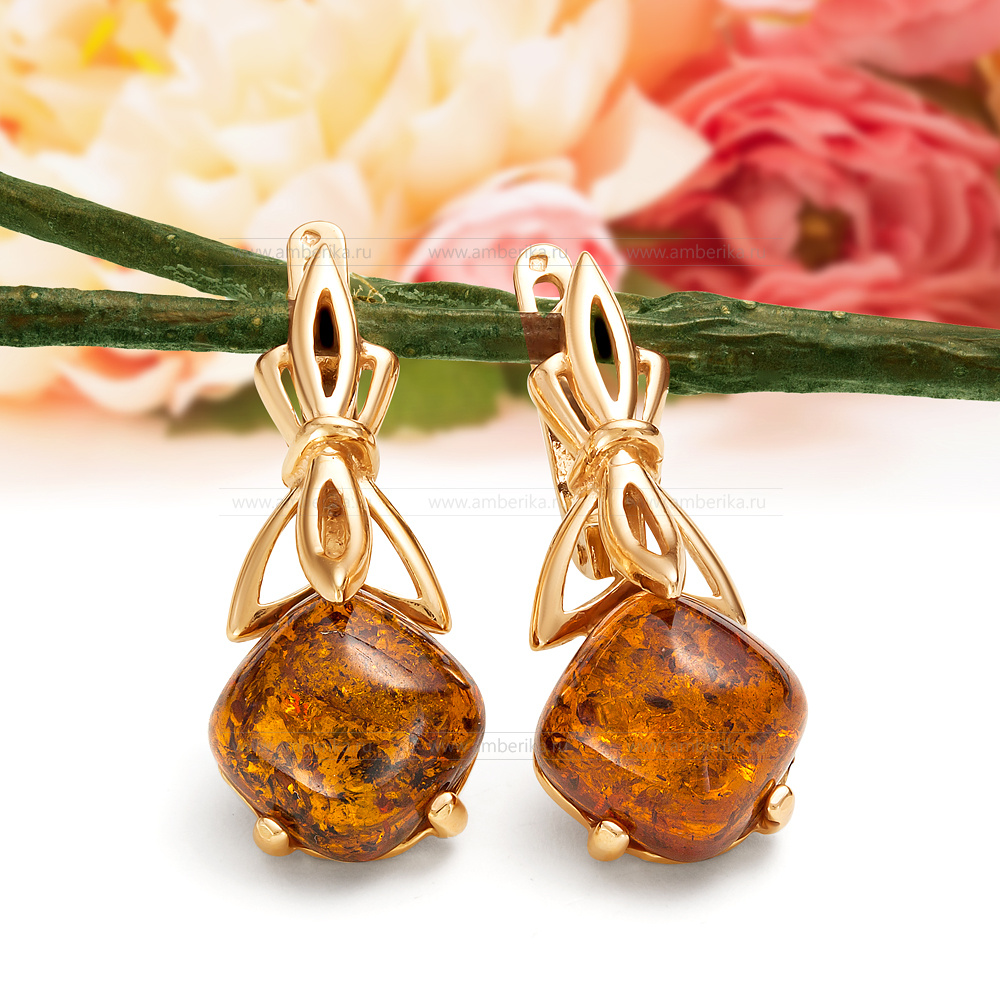Серьги из серебра 925 пробы, украшенные коньячным природным янтарем, артикул 11749