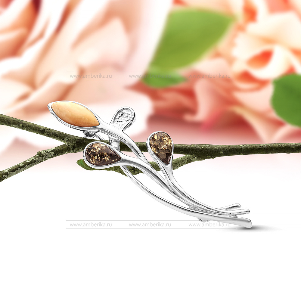 Брошь из серебра 925 пробы с природным балтийским янтарем "микс", артикул 11261