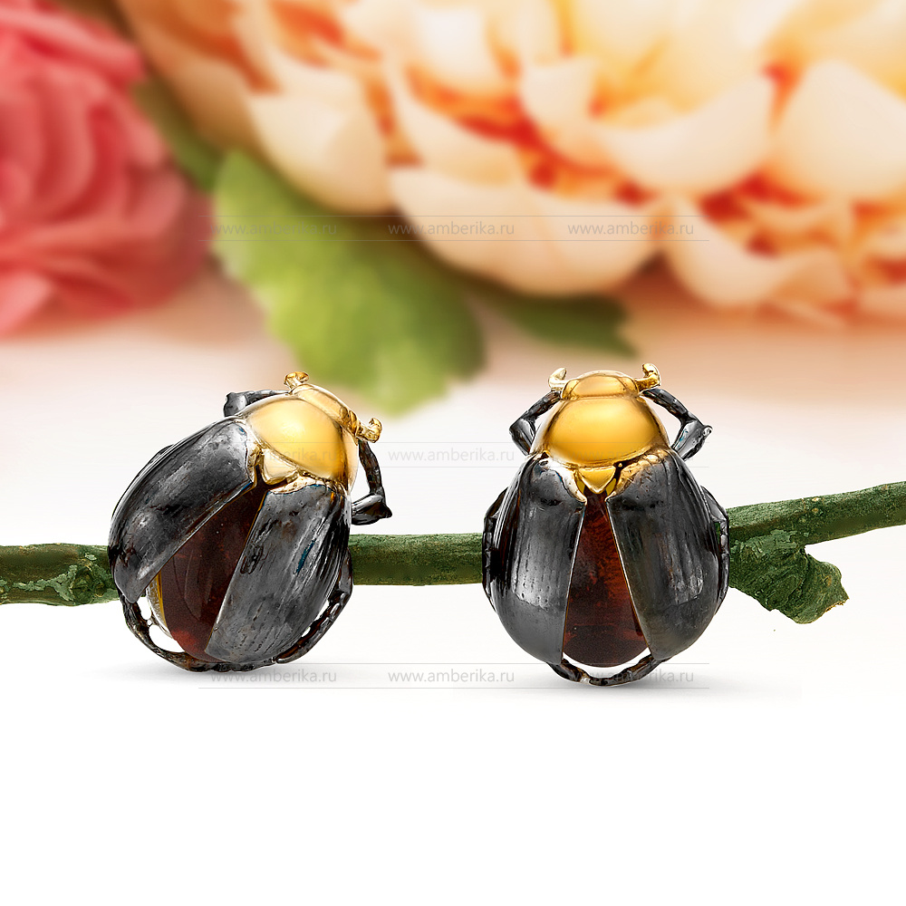 Серьги "Жуки" из серебра с коньячным балтийским янтарем, артикул 12298