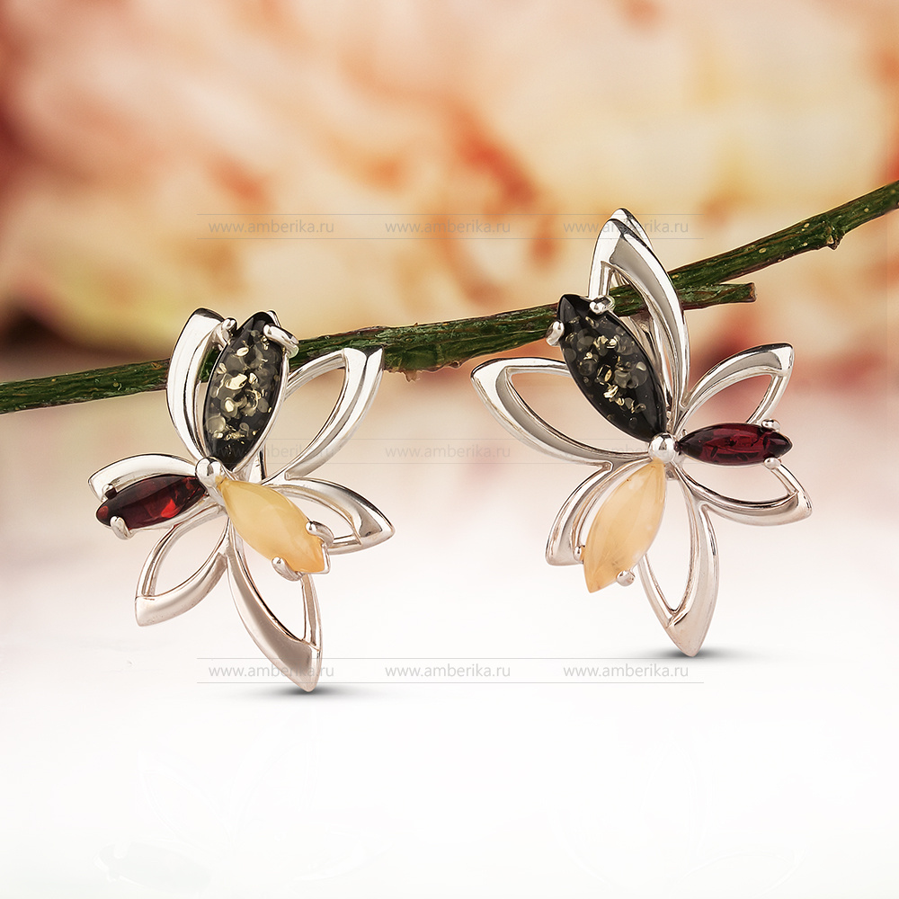 Серьги "Цветок" из серебра 925 пробы с балтийским янтарем "микс", артикул 11020
